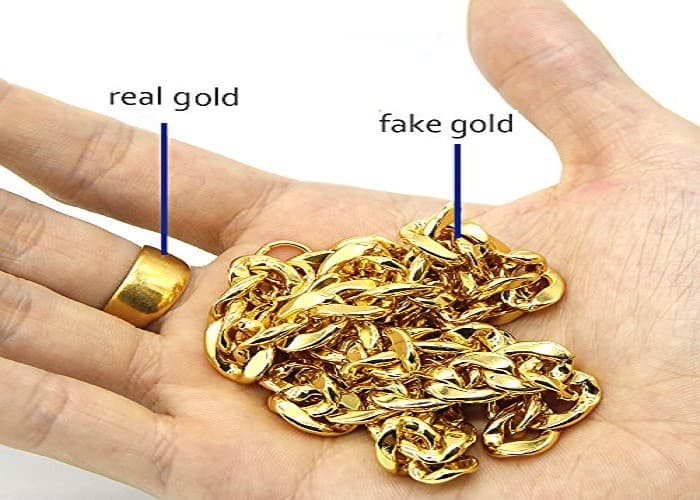 Cover Image for الفرق بين الذهب والذهب المطلي؟.. كيف تعرف الذهب الحقيقي؟